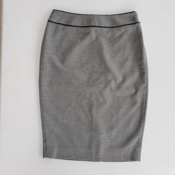 NWT The Limited High Waist Pencil Skirt Size 0 - Picture 1 of 8